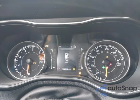 2019 Jeep Cherokee Latitude Plus Fwd z USA, uszkodzony, nr VIN 1C4PJLLB7KD482634